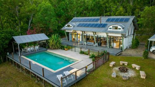 The Farm on Razorback Ridge