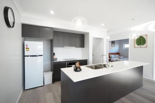 The Fresh Nest - Brand-New Home for Work & Rest