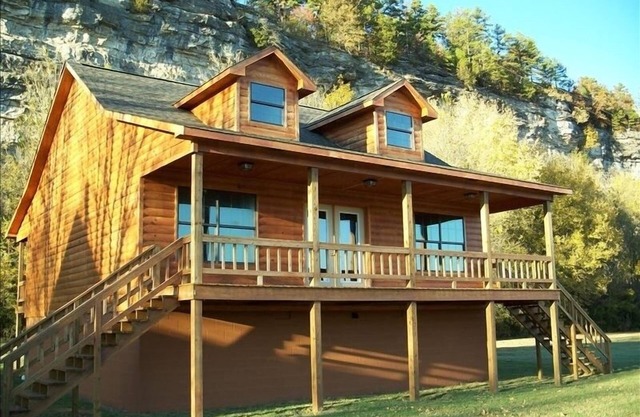 The Get Away Cabin (Cabin 2)