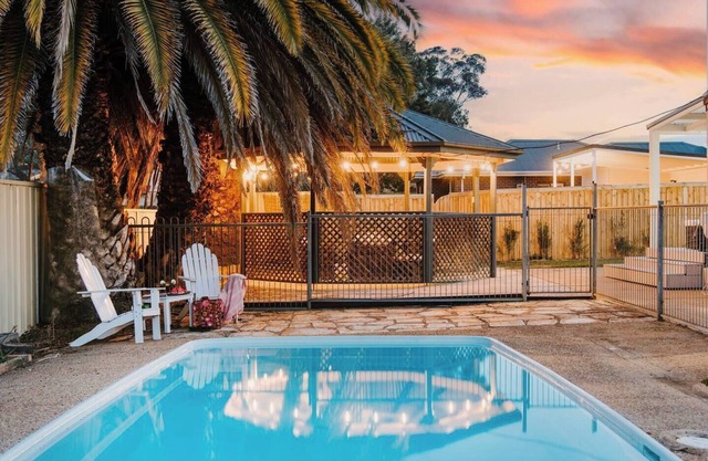 The Gladstone An Expansive Outdoor Oasis in Town