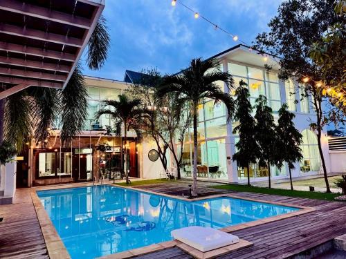 The Grand Pool Villa Pattani