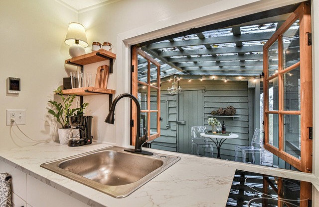 The Haven: Mountaintop Cottage Retreat