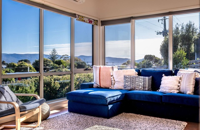 The Hill House - Gorgeous views!