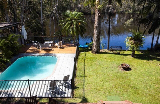 The Lakefront House - Cabarita Beach