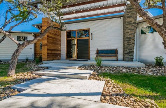 The Liney Moon-Stellar House Sleeps 22 w/Pool, Firepits, Putting Green, & More!