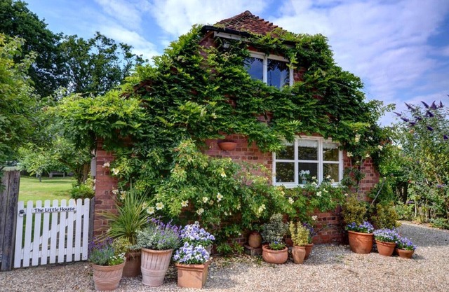 The Little House - One Bedroom House, Sleeps 2