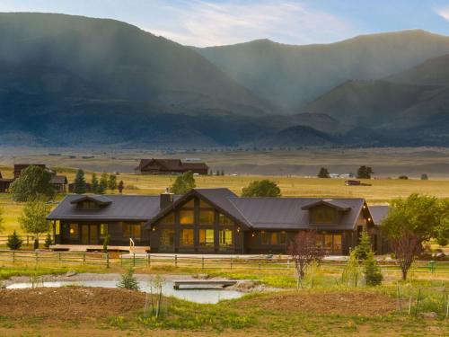 The Lodge at Elbow Creek