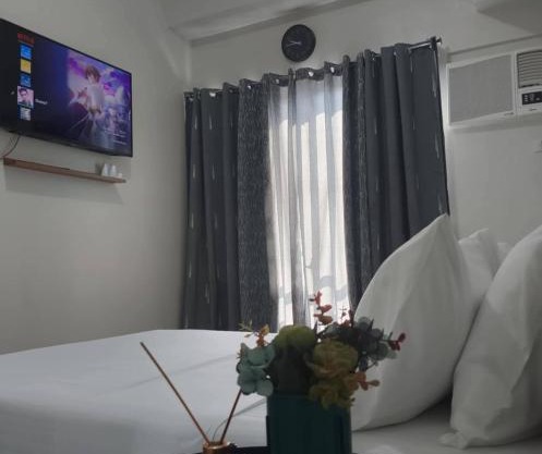 The Loop Tower Studio-Spacious Unit