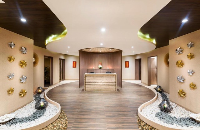 The Lotus Hotel Sameera