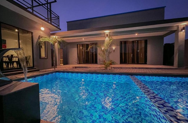 The Luxury Villa -Private Pool-