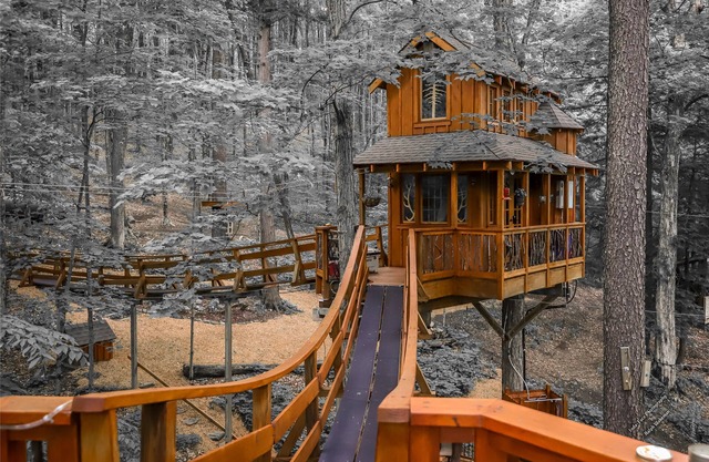 The Magical Chez Tree Rest Treehouse perched 35' above the forest floor!