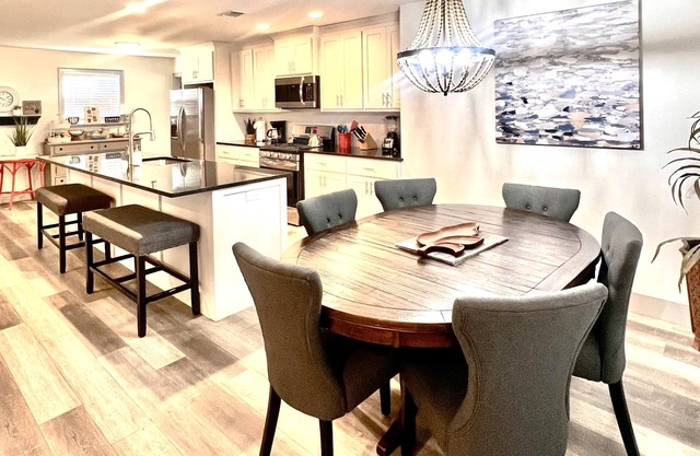 The McKinney. Centrally located. A few blocks from Emma St and Downtown.