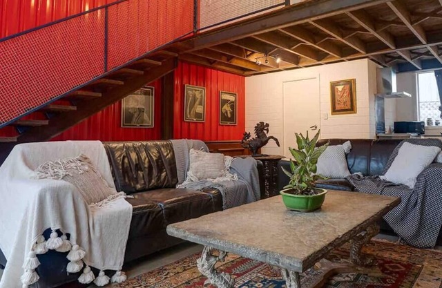 The Mezz @ Windaboo Split-level Retreat