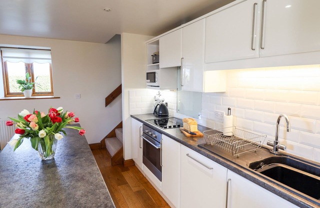 THE MILL HOUSE, character holiday cottage in North Somercotes