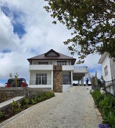 The Mist Nuwara Eliya - 6 Bedrooms