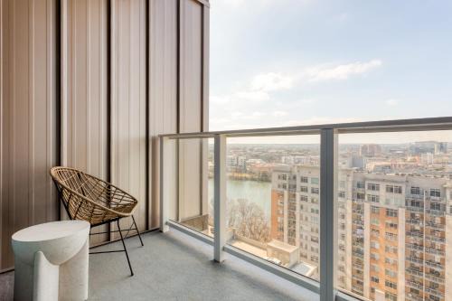 The Natiivo by AvantStay Modern High-Rise with Rooftop Pool & Skyline Views