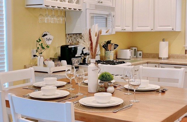 ❤️The Nest❤️ Shot Walk to Beach, Park, Riverfront & Downtown