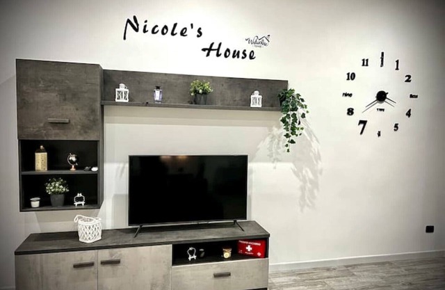 The Nicole's house