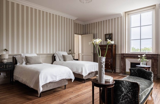 The Oa Suite