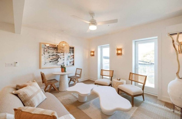 The Oceanic at The Tarrymore