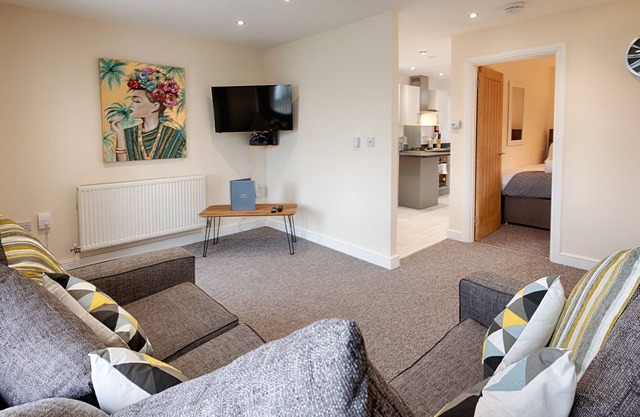 The Old Bakery- TV in Every Bedroom!