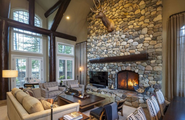 The Overlook: Luxury Ketchum Townhome