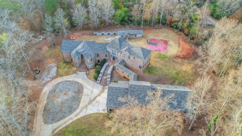 The Panola Mansion - Indoor Pool & Pavilion