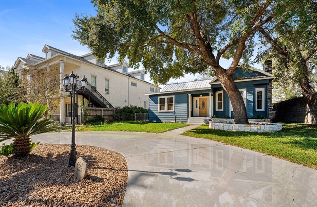 ❤ The Parlor House Getaway ❤ Long Term Available