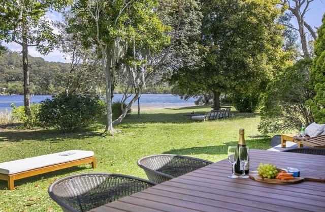 The Patonga Pearl-On Patonga Creek