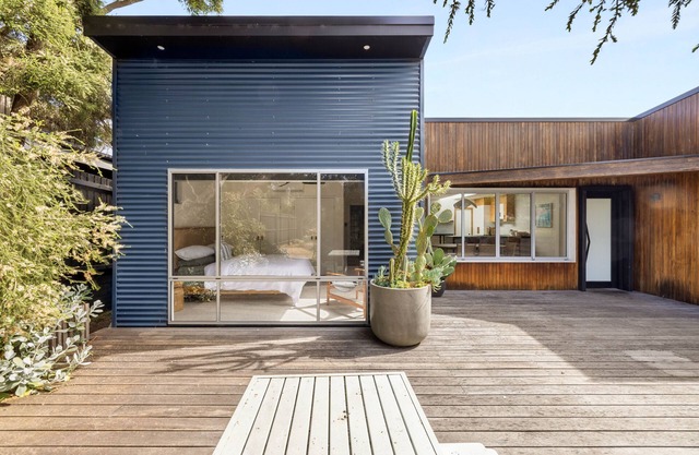 The Peninsula Tree House