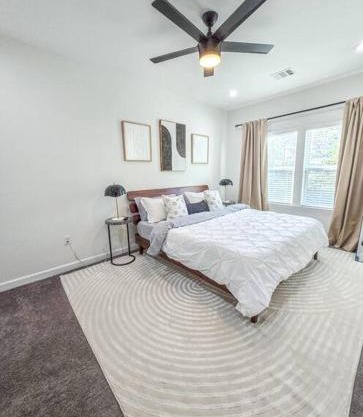 The Pershing Pad is at a Central location 3BR Sleeps 10