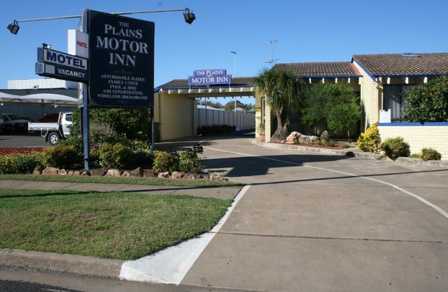 The Plains Motor Inn
