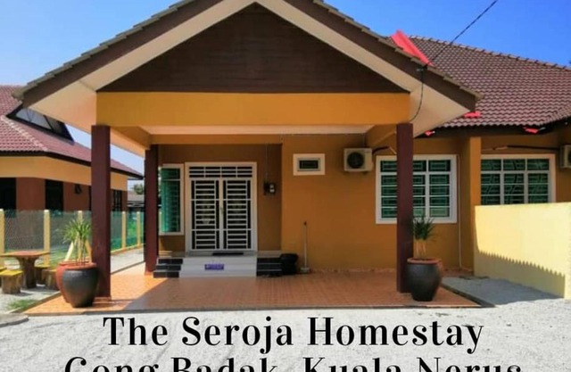 The Seroja Homestay Gong Badak