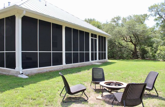 The Top @ Round Top | Escape to the country!