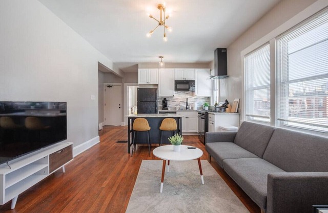 The Villa 1B Downtown Covington & by St. Elizabeth