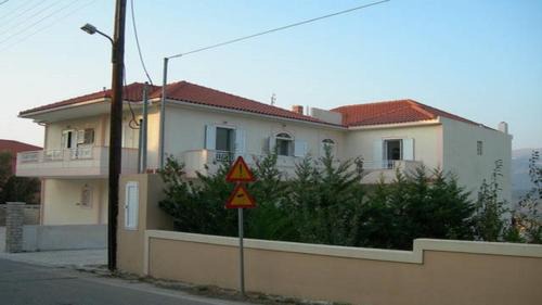 Theasis House