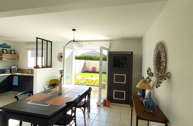 THEVEN GWEN, 700 m from Plage des Amiets