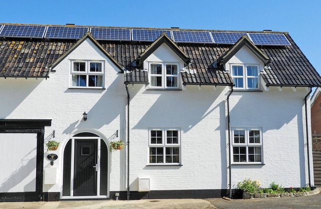 This delightful cottage provides a ‘home from home’ at a seaside location.
