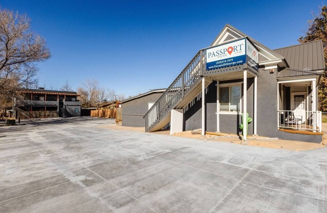 This house is a 11 bedroom(s), 8 bathrooms, located in Hurricane, UT.