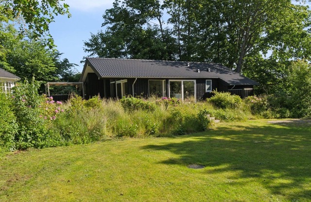 "Thora" - 800m from the sea by Interhome