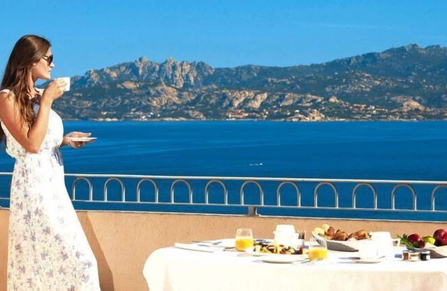Three-room flat with sea view Residence Il Mirto Palau