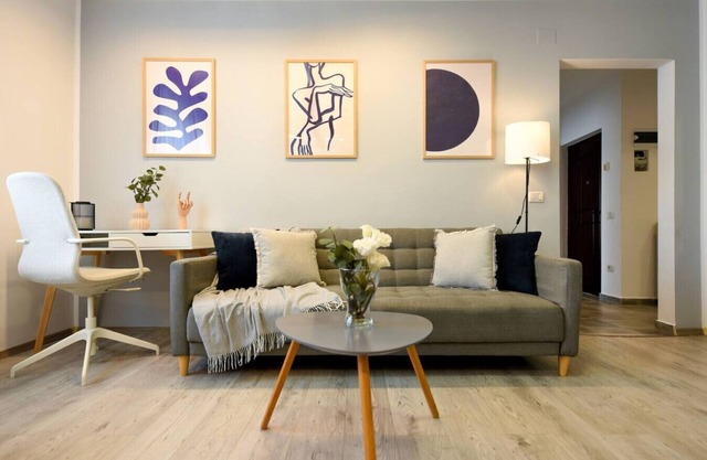 THUNDERSTORM | Spacious 2BR Apt at Piata Romana