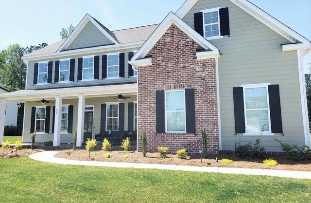Tickets & Badges Available! Large Open Home Perfect for Entertaining Clients