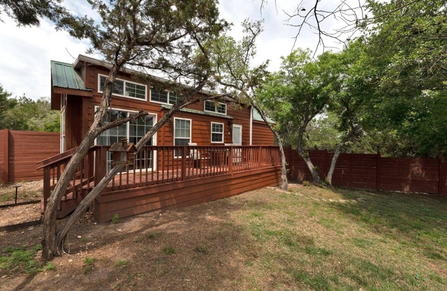 Tiny home cabin rentals on gated 2 acres and shared pool! Only 14mi to downtown!