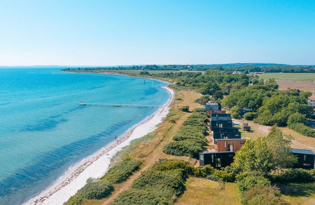 Tiny Seaside Kegnæs #17 – 2nd Row