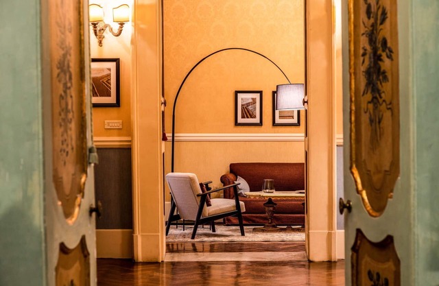 TLS - Luxury Suite Courts
