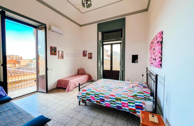 TocToc Apartment - Big Apartment with Two Rooms in Center