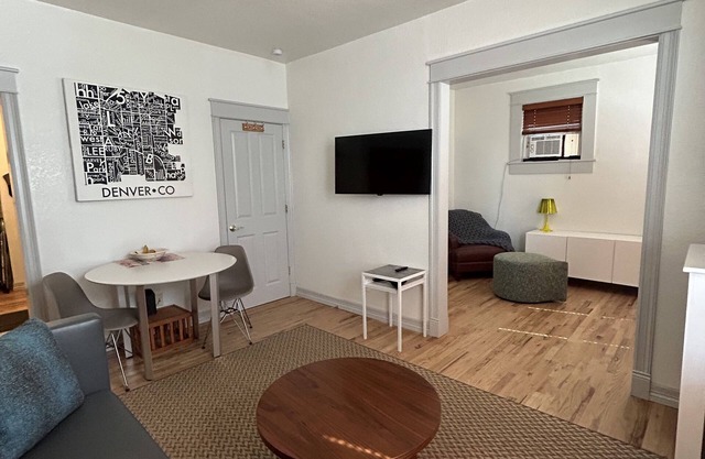Top floor Uptown apartment!nPet friendly in a lively neighborhood