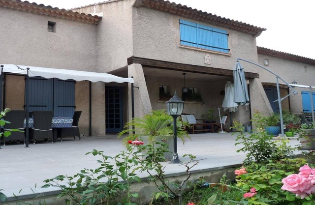 TOP OF VILLA 120 m² CABRIES (AIX-EN-PROVENCE °)