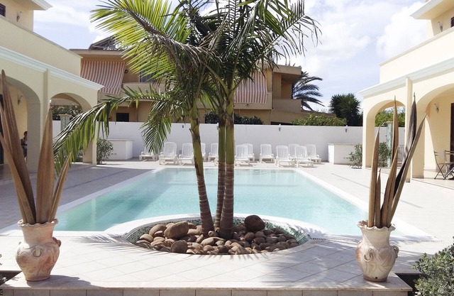 TORTUGA4 APARTMENT WITH SHARED POOL USABLE AT NIGHT